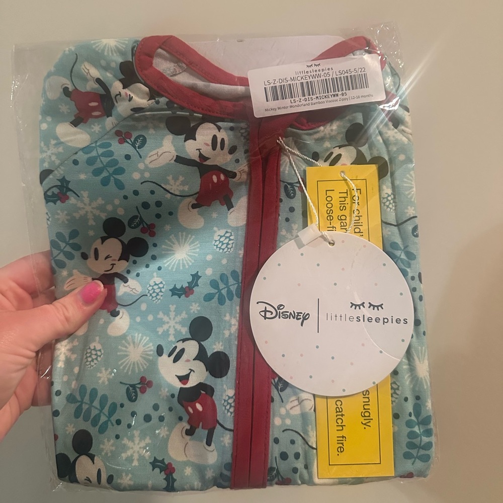 Little Sleepies Mickey/Disney winter wonderland zippy 12/18  NWT